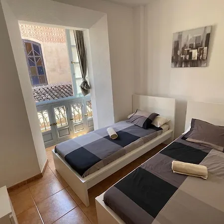 Apartment Santiago Center 2 *