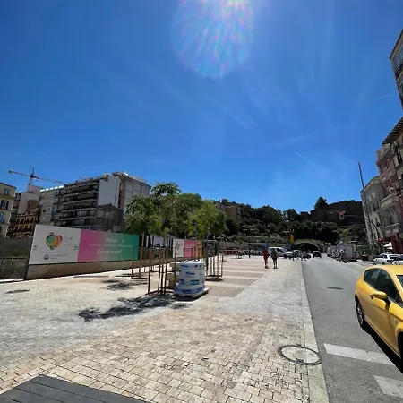 Santiago Center 2 * Malaga